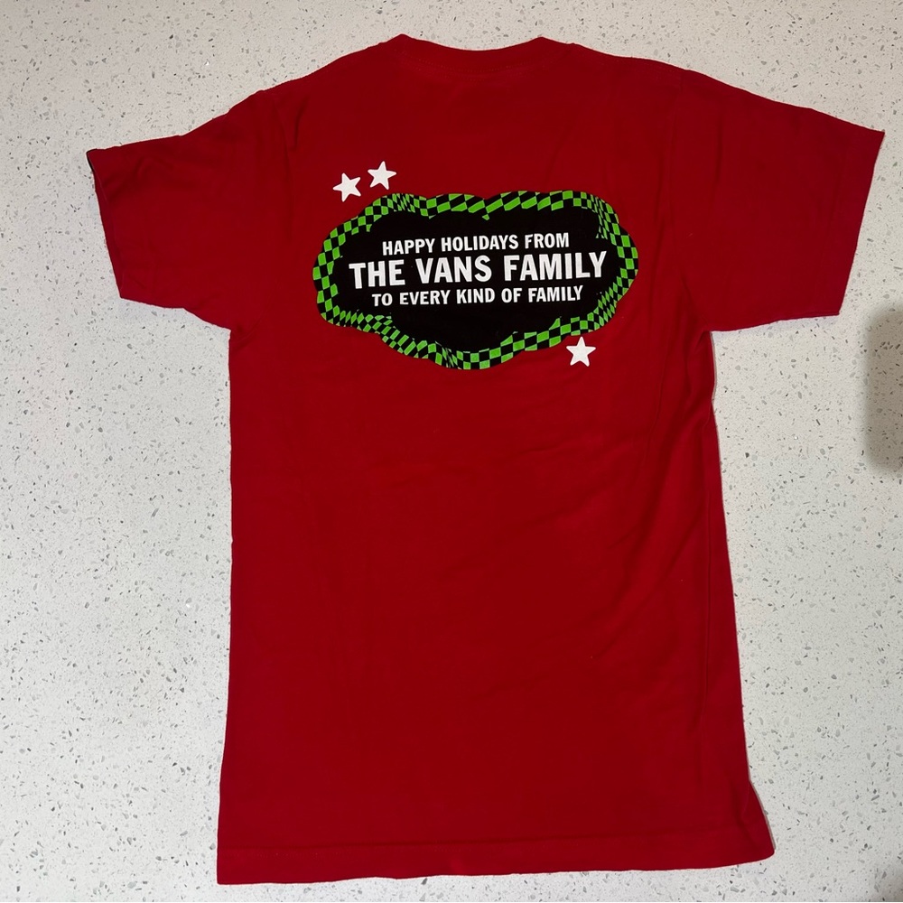 VANS off the wall x Happy Holidays from the VANS family men’s T-shirt | SMALL